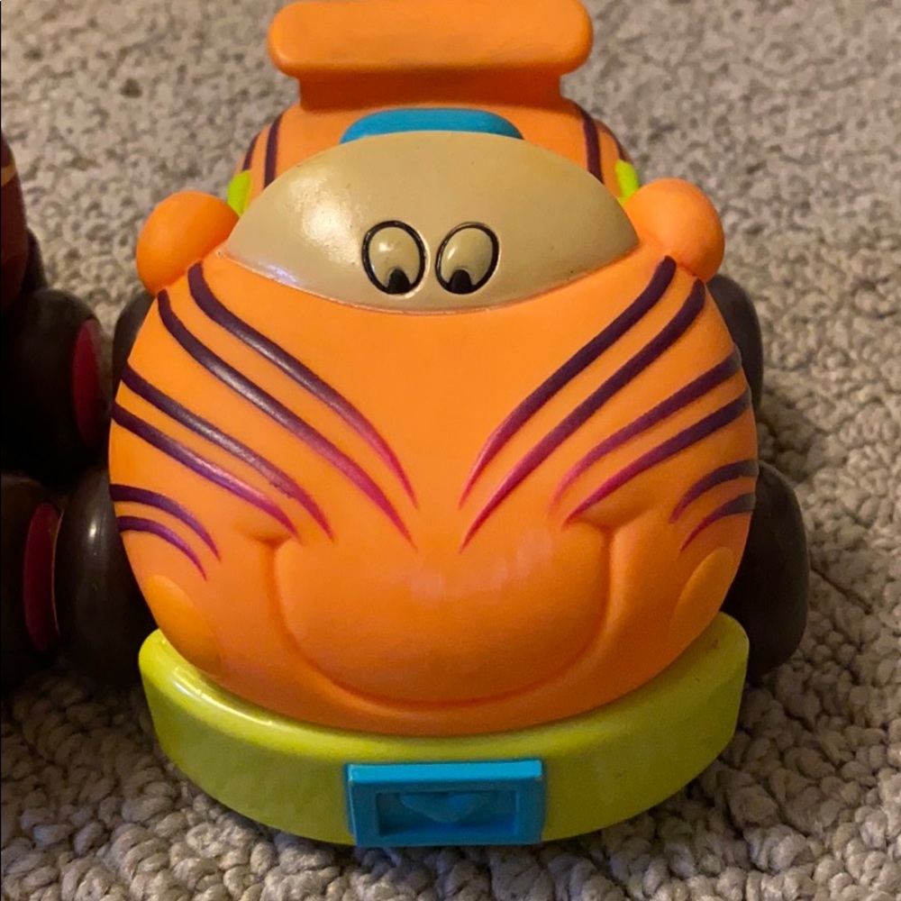 B Toy Cars - Picture 9 of 9